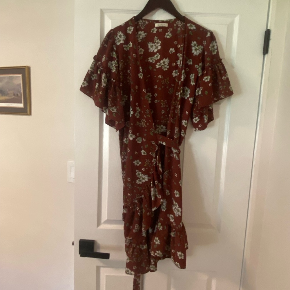 Max Studio Floral Wrap Dress Size Medium